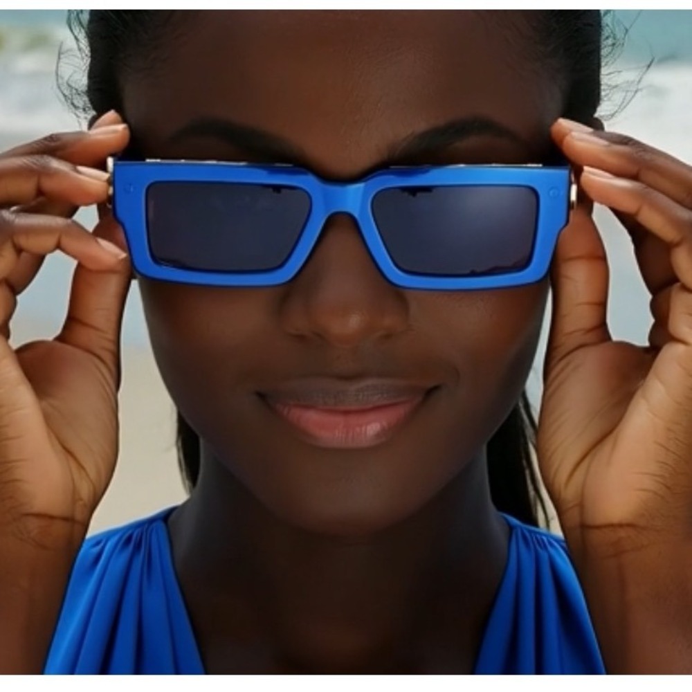 Women Sunglasses Blue Frame Fashion Luxury Sun Protection Beach Wear Gafas Mujer